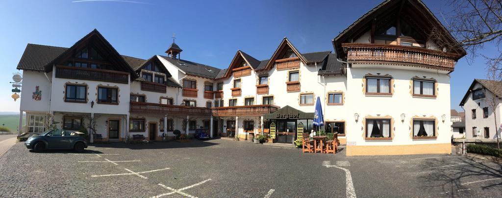 Hotel - Restaurant Berghof Berghausen  Dış mekan fotoğraf