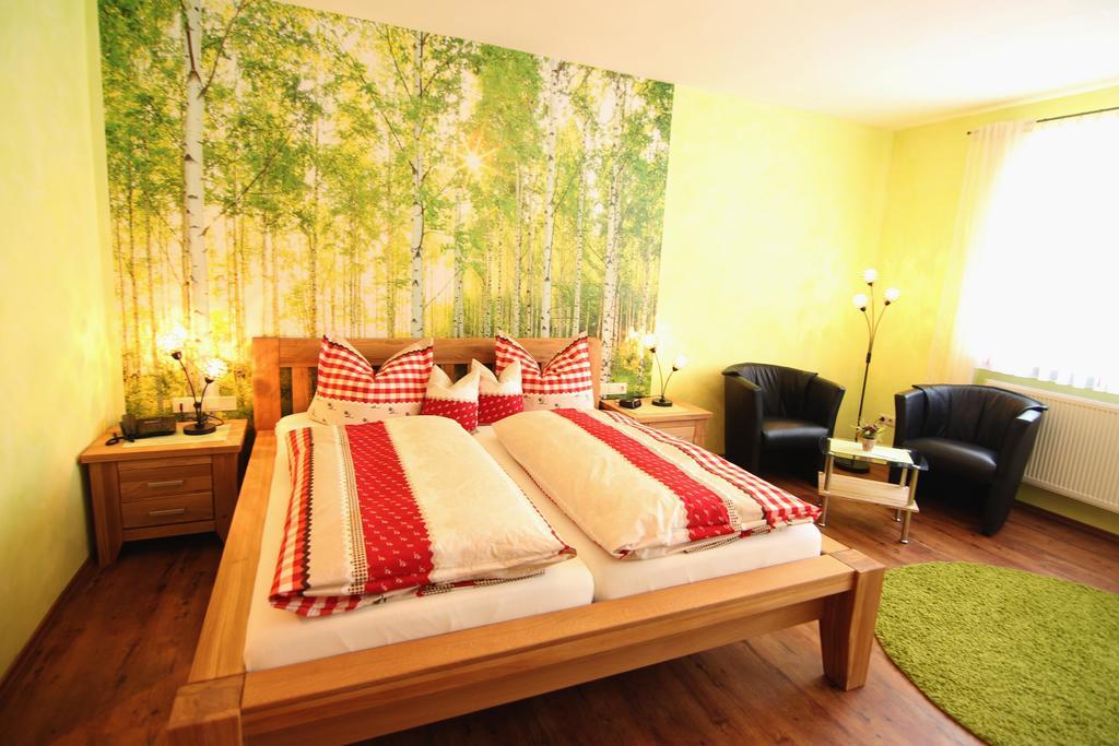 Hotel - Restaurant Berghof Berghausen  Dış mekan fotoğraf