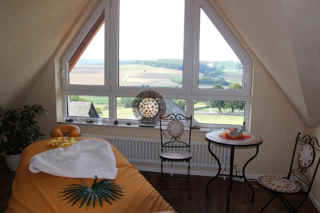 Hotel - Restaurant Berghof Berghausen  Dış mekan fotoğraf