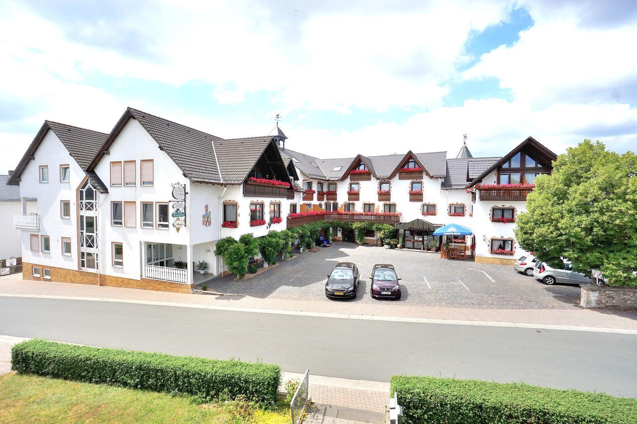 Hotel - Restaurant Berghof Berghausen  Dış mekan fotoğraf