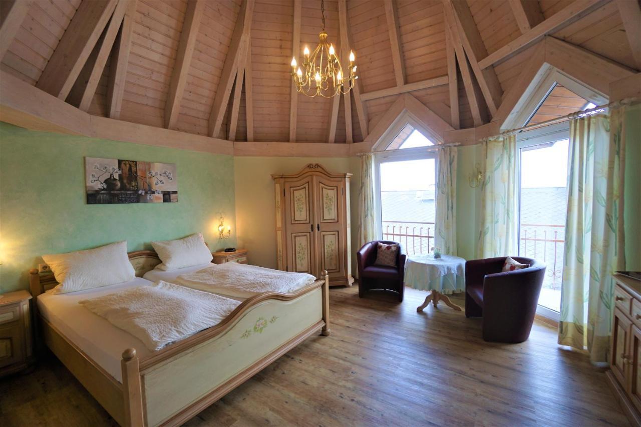 Hotel - Restaurant Berghof Berghausen  Dış mekan fotoğraf